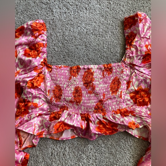 NWT TOPSHOP floral top - Picture 2 of 4